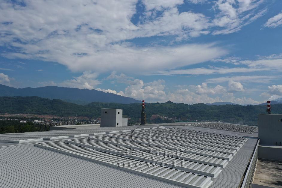 金汇能锂离子电池负极材料生产基地项目-四川开敞式薄型通风天窗